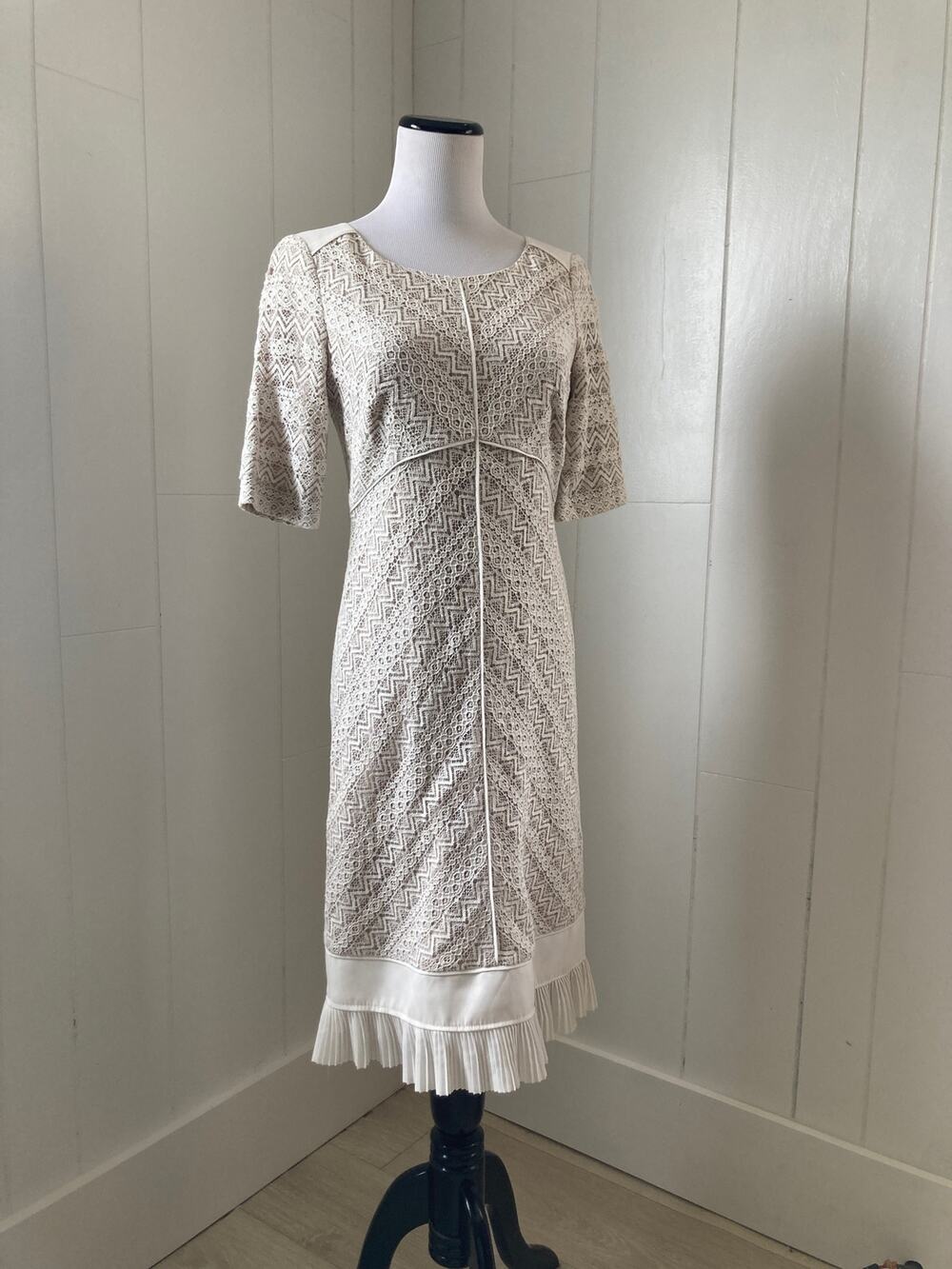 Antonio Melani Cream Lace Sheath Dress, Size 2